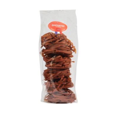 Pâtes sèches -épatantes tagliatelles à la tomate