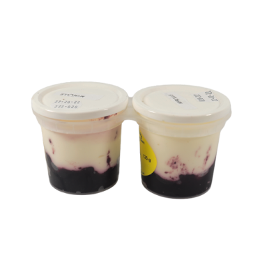 Fromage sur lit de myrtille